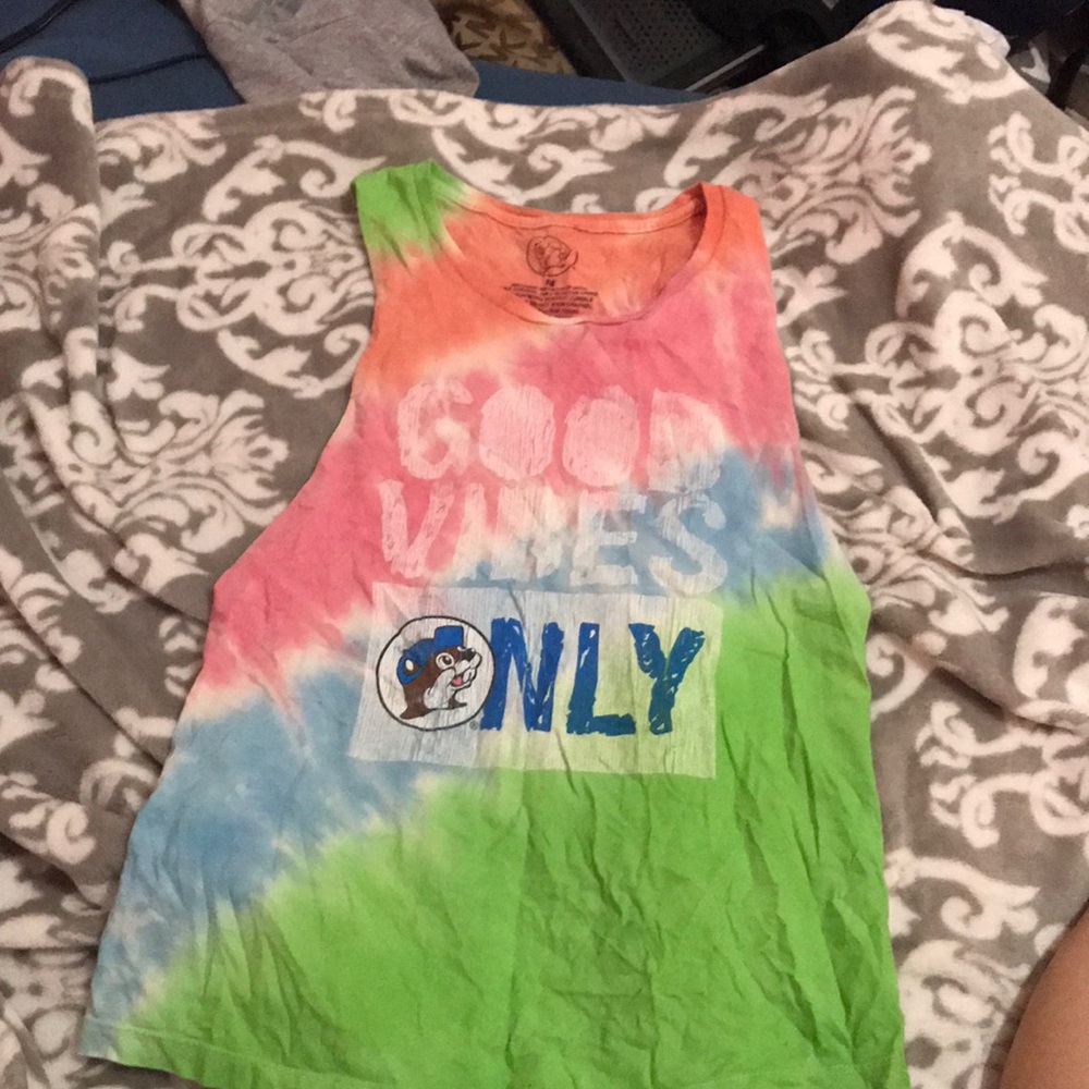 💗3 for $15💗Tie-dye Buccees shirt